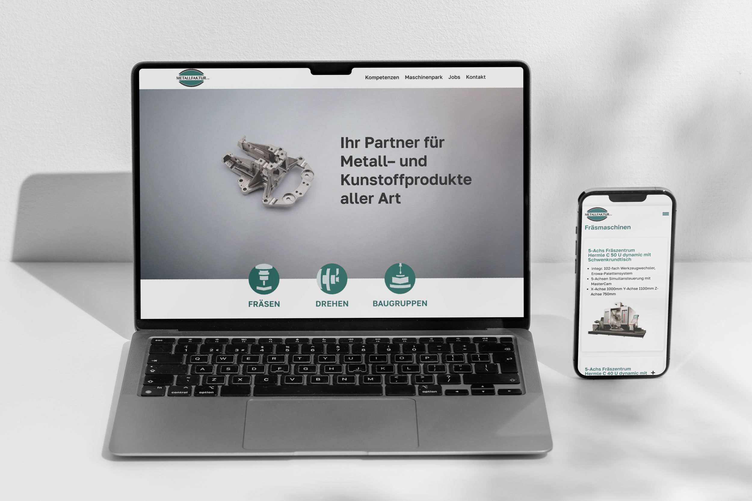 Neue Metallfaktur-Website auf Laptop und Smartphone